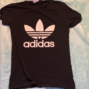 Black adidas t shirt